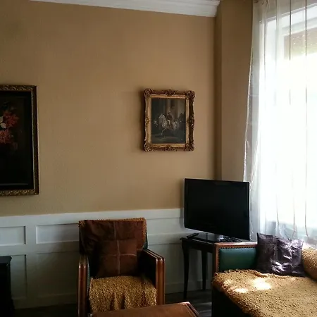Nosztalgia Apartment *